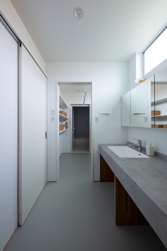 Khouse-076